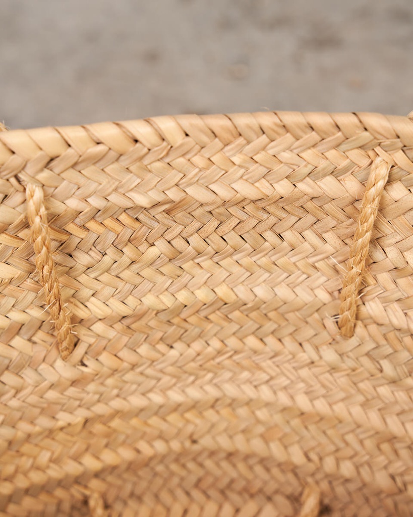 Capazo de palma con asas de bandolera de pita