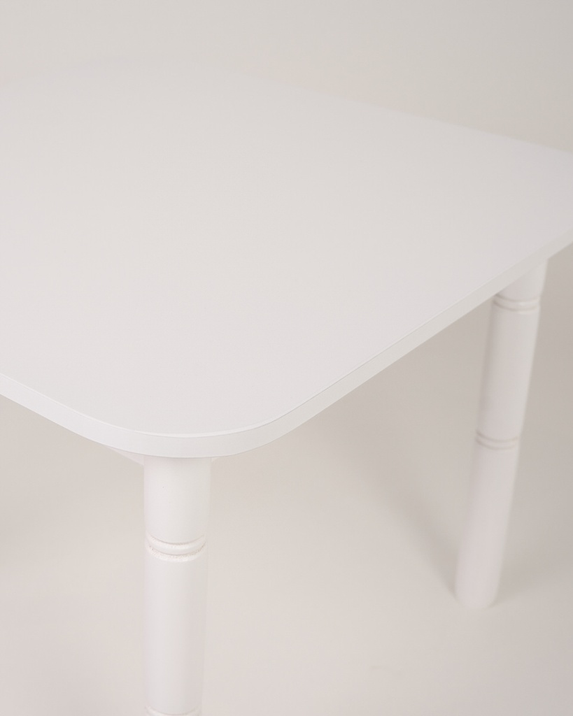 Mesa de madera infantil blanca lacada