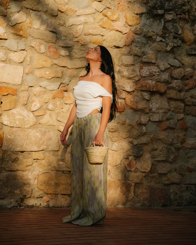 Capazo de palma con base redonda y asas de pita