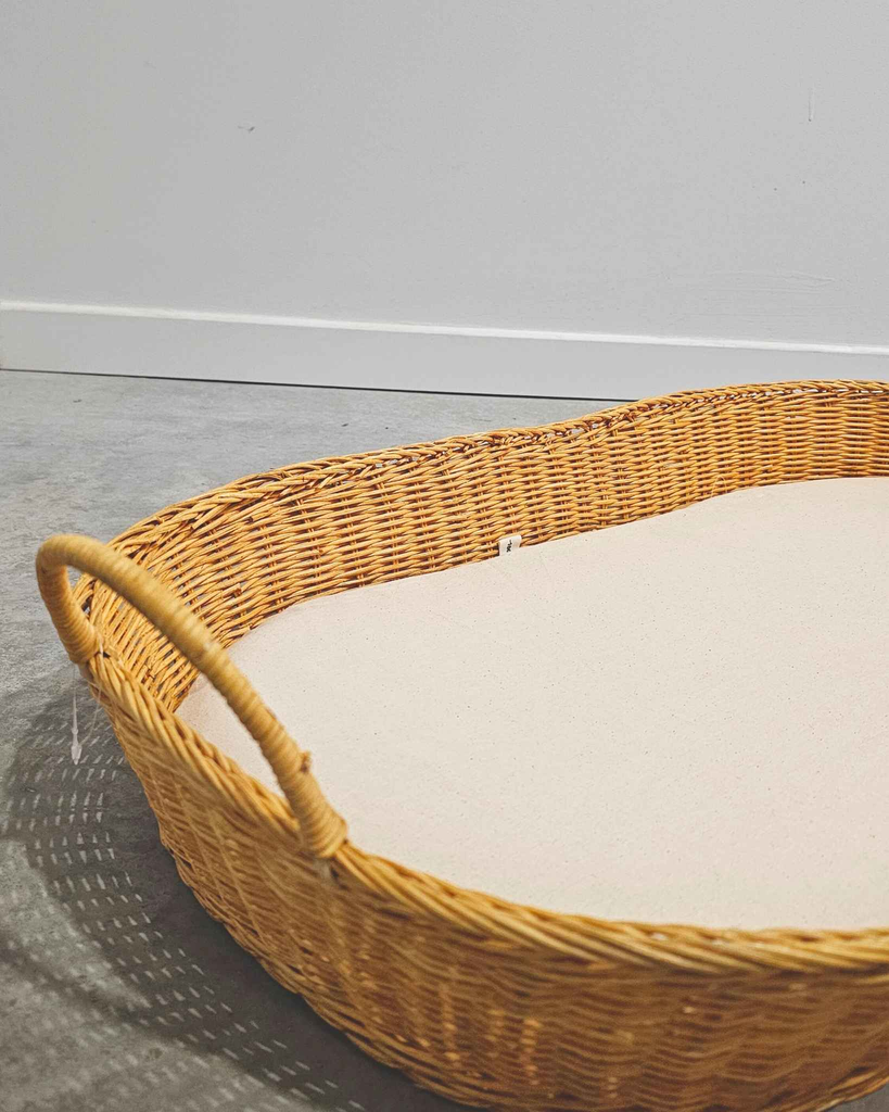 Bandeja multiusos de ratán