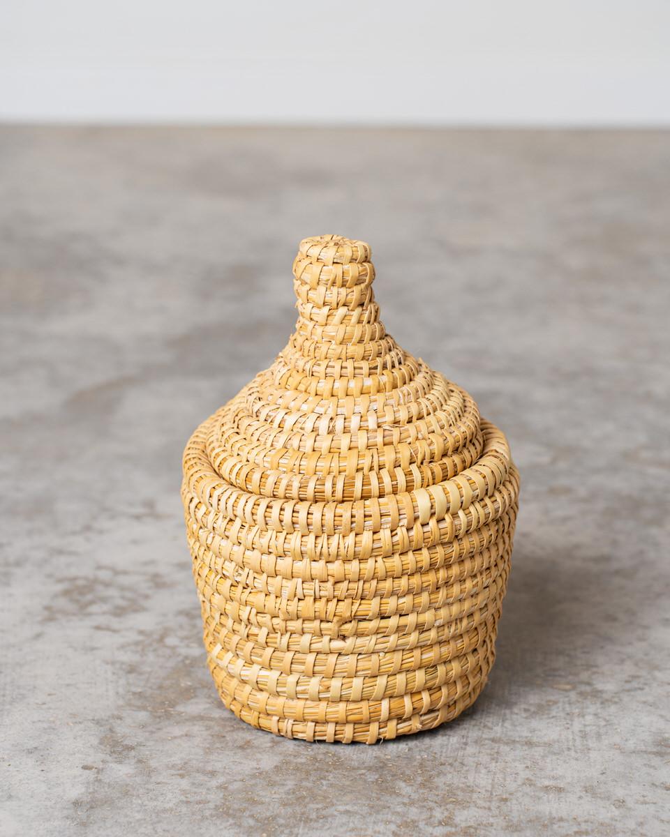 Pongotodo con tapa de palma redondo (Pequeño)