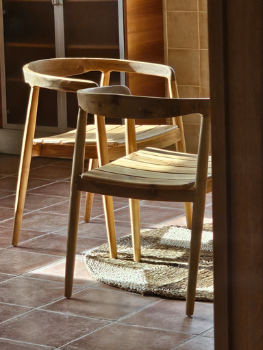 [8047] Silla de madera de teca Icaria