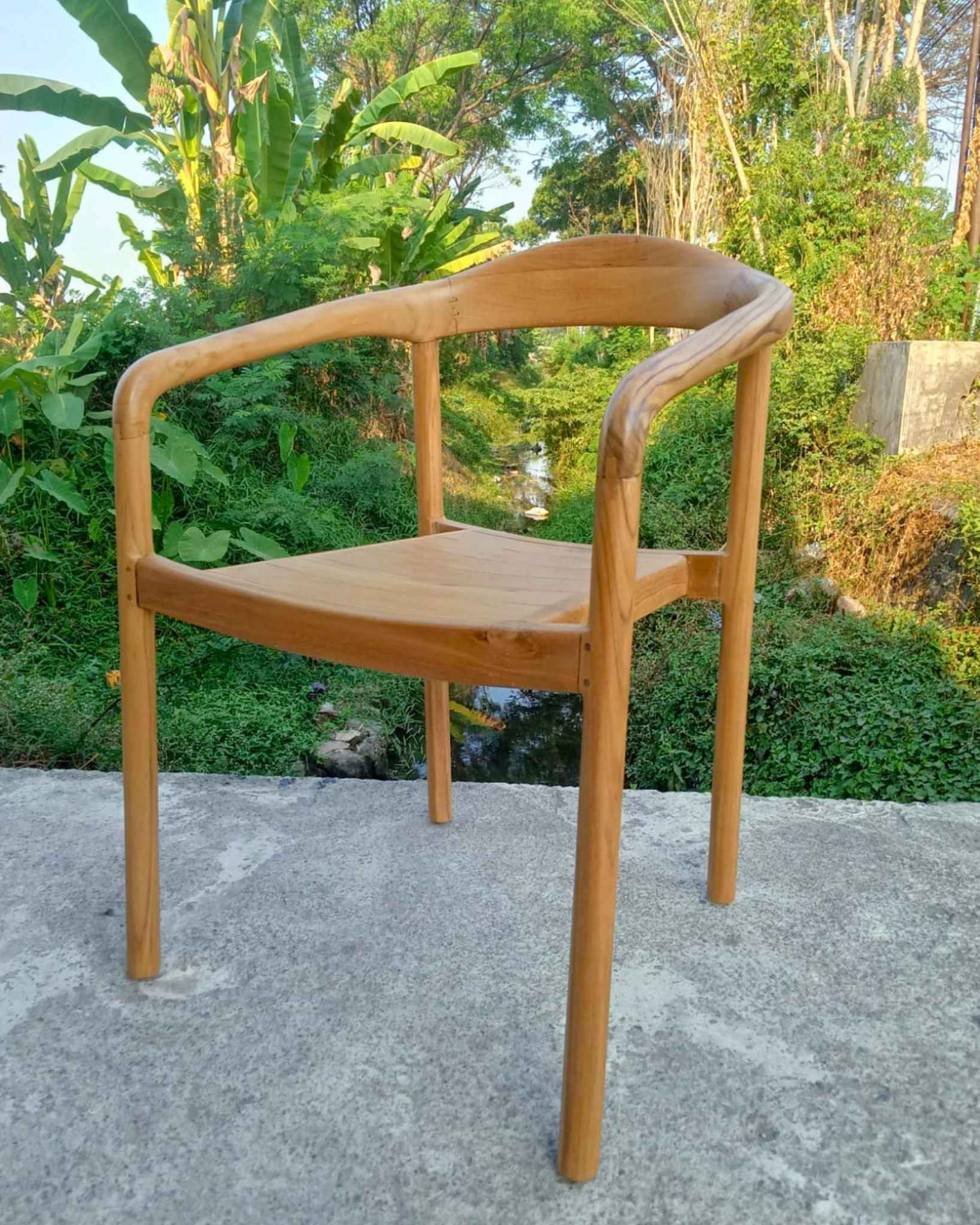 Silla Nara con asiento en Madera de Teca para Exterior Cubierto